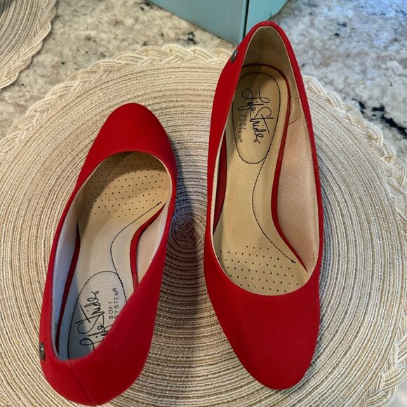 Shoe Collection! 5 Pair of Pumps! - Picture 7 of 7